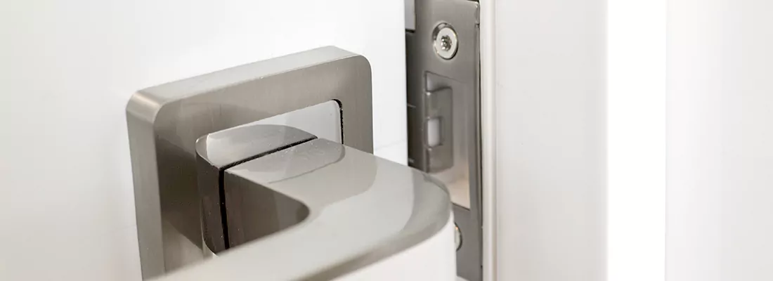 Seamless Integration of Magnetic Locks with Access Control Systems in Three Lakes, FL